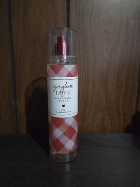 Bath & Body Works Gingham Love Fine Fragrance Mist